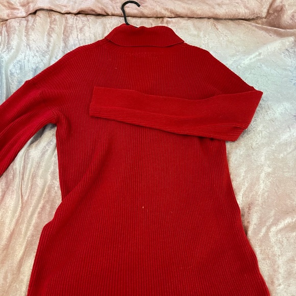 Too big - Picture 1 of 1